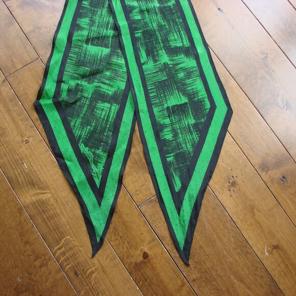 Vintage Anne Klein Oblong Long Scarf Wrap Green Black Abstract - Picture 10 of 11